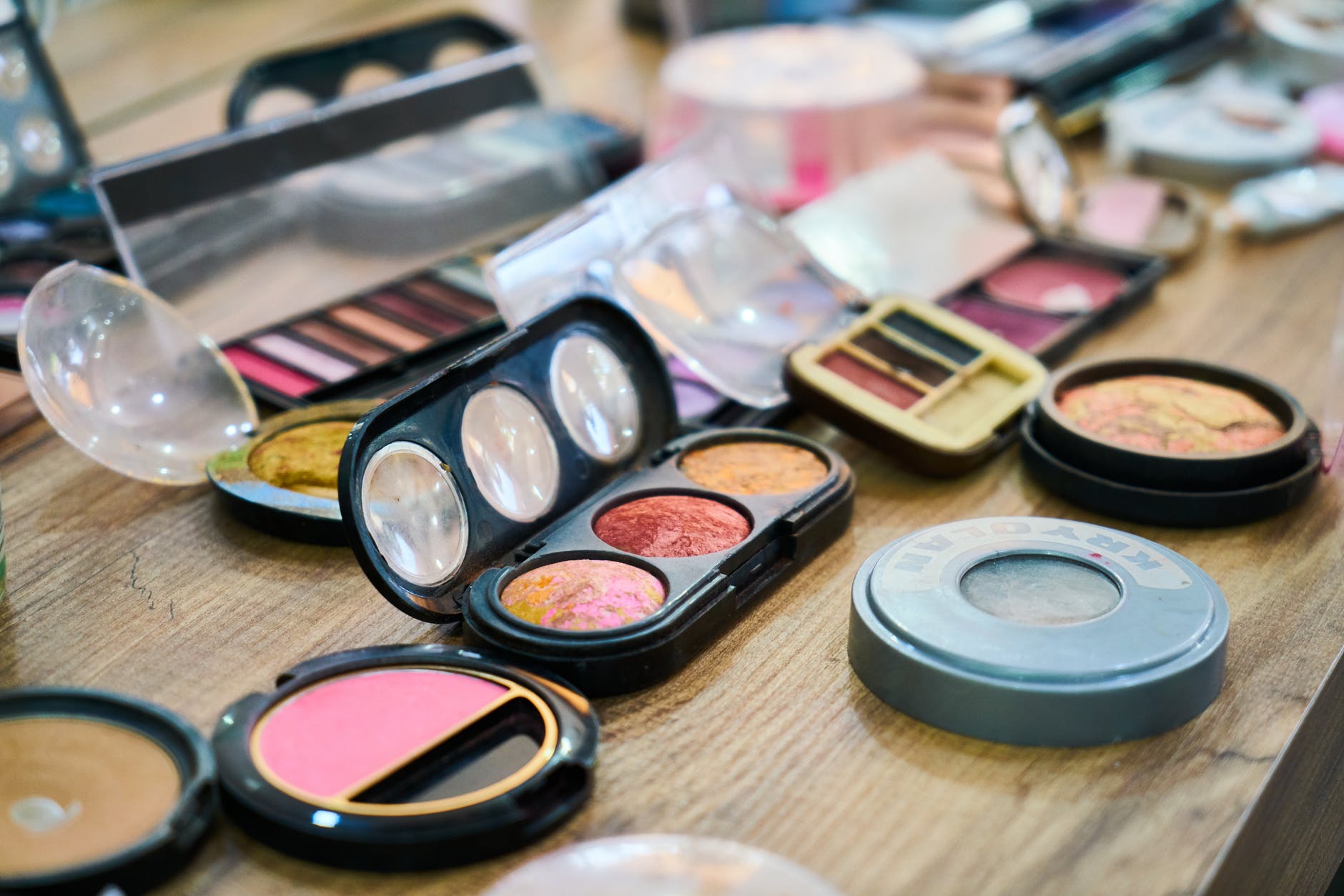 Ini Dia Biaya Maklon Kosmetik Murah Yang Bisa Anda Gunakan